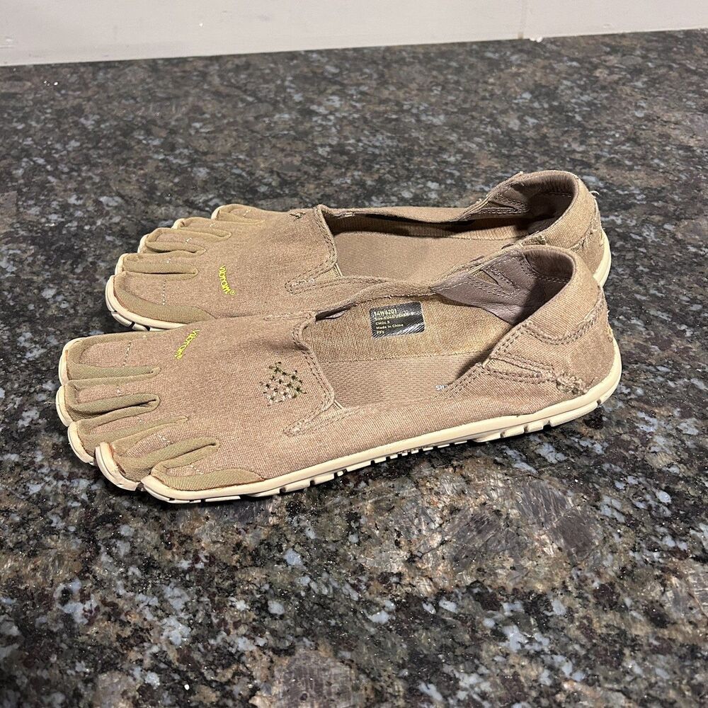 Women's Khaki Vibram FiveFingers CVT Hemp Barefoot Shoes - size 8.5-9 (EU 40)